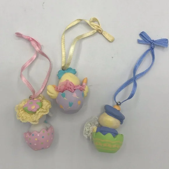 Avon Easter Ornaments Lot of 3 Vintage - Picture 2 of 7